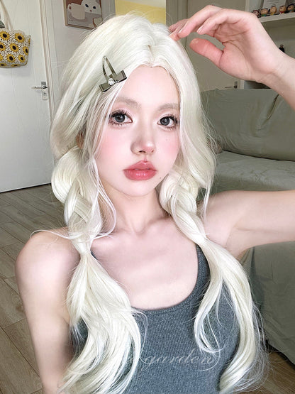 Free Shipping For Hivava Casual Series Ultra Light Blonde Long Wig