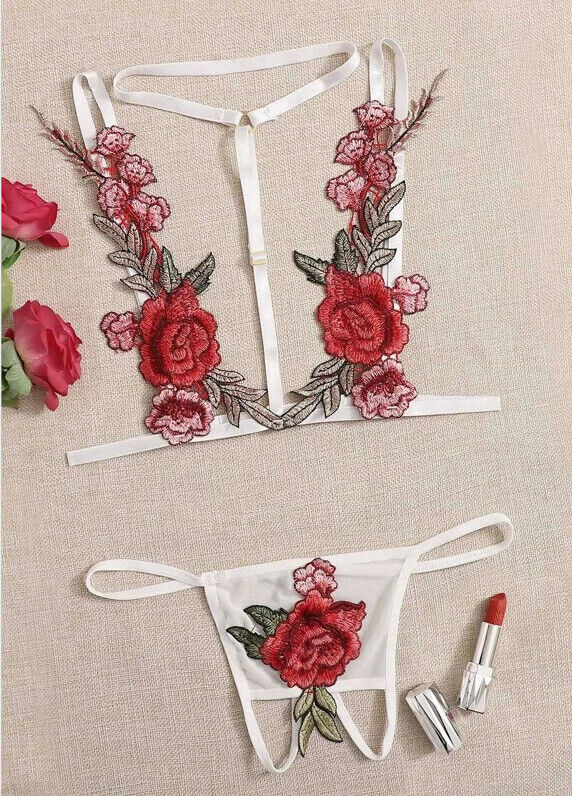 Sexy Three-point Embroidery Transparent Pajama Lace Suit Nightdress