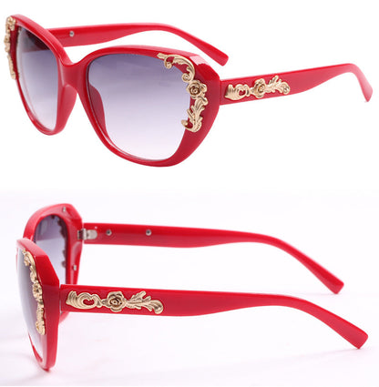 Women's Vintage Gold-tone Roses Carving Oversize Black Frame Sunglasses