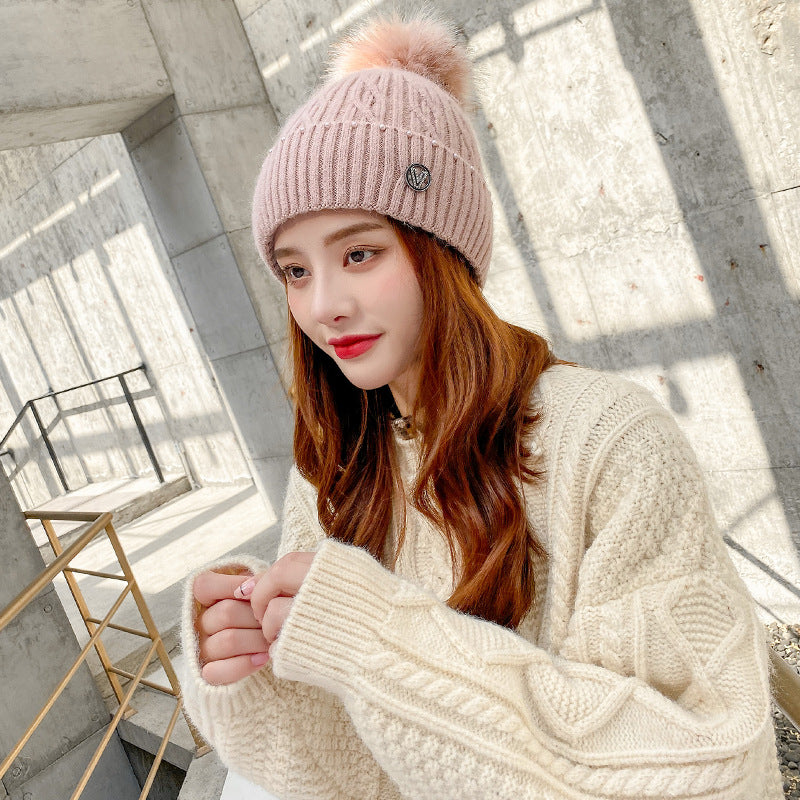 Autumn and winter Korean sweet and lovely pearl hat brim V letter wool ball Knitted Warm thread hat-Homeunderwear