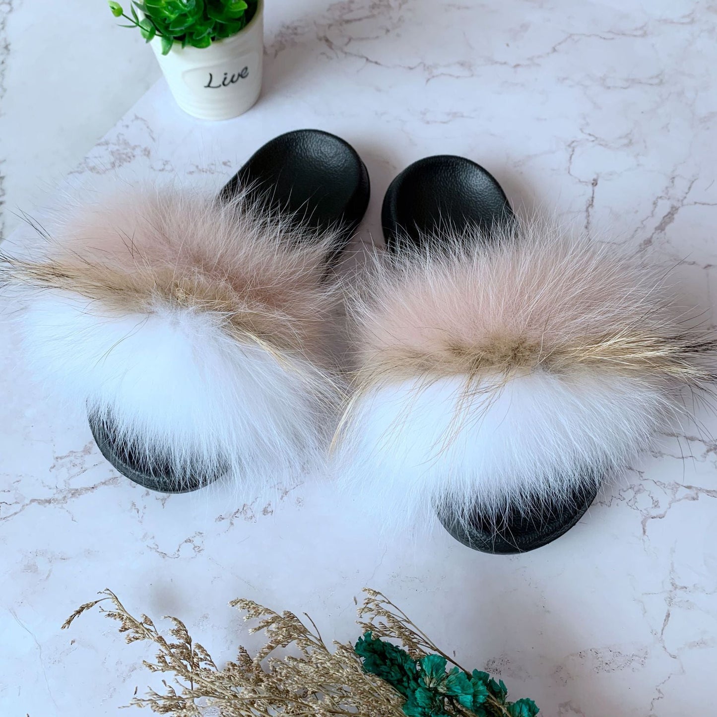 Luxury Faux Fur Slides - Women's Comfy Sandals