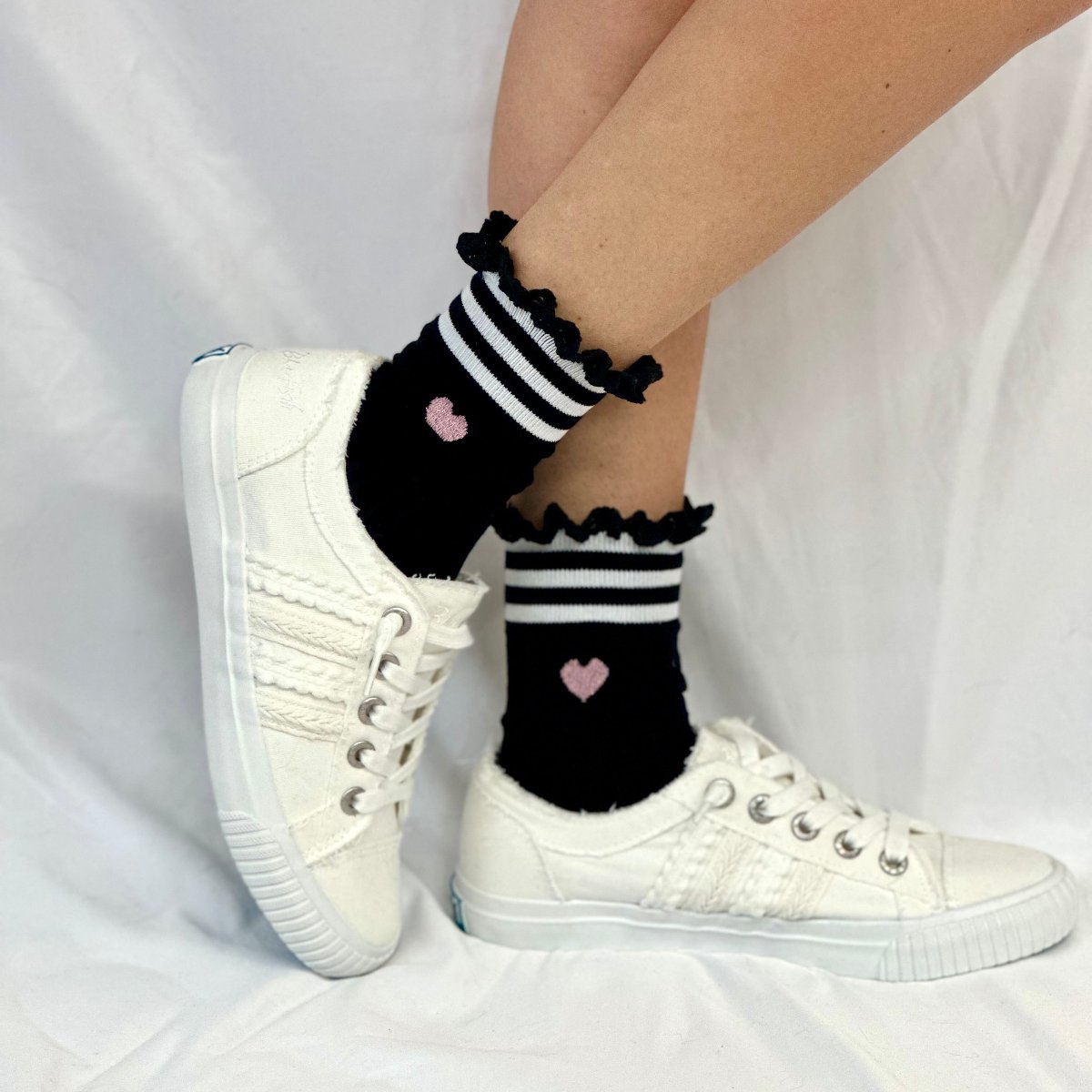 HEART mini striped crew sneaker socks - black