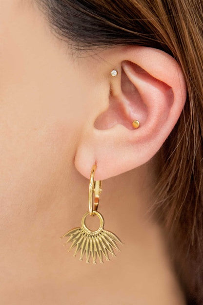 Free Shipping For ONLINE EXCLUSIVE Palm Drop Hoop Earrings