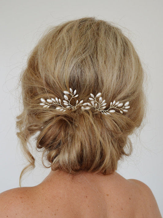 Beautiful White Bride Pearl Hairpins