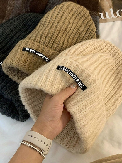 Split-Joint Knitted Hats