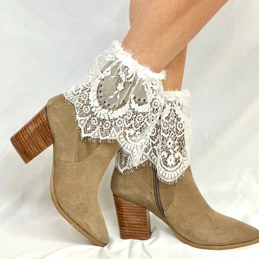 EYELASH  lace ankle sock -  white