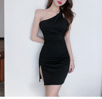 Fashion One Shoulder Open Back Split Buttock Dress