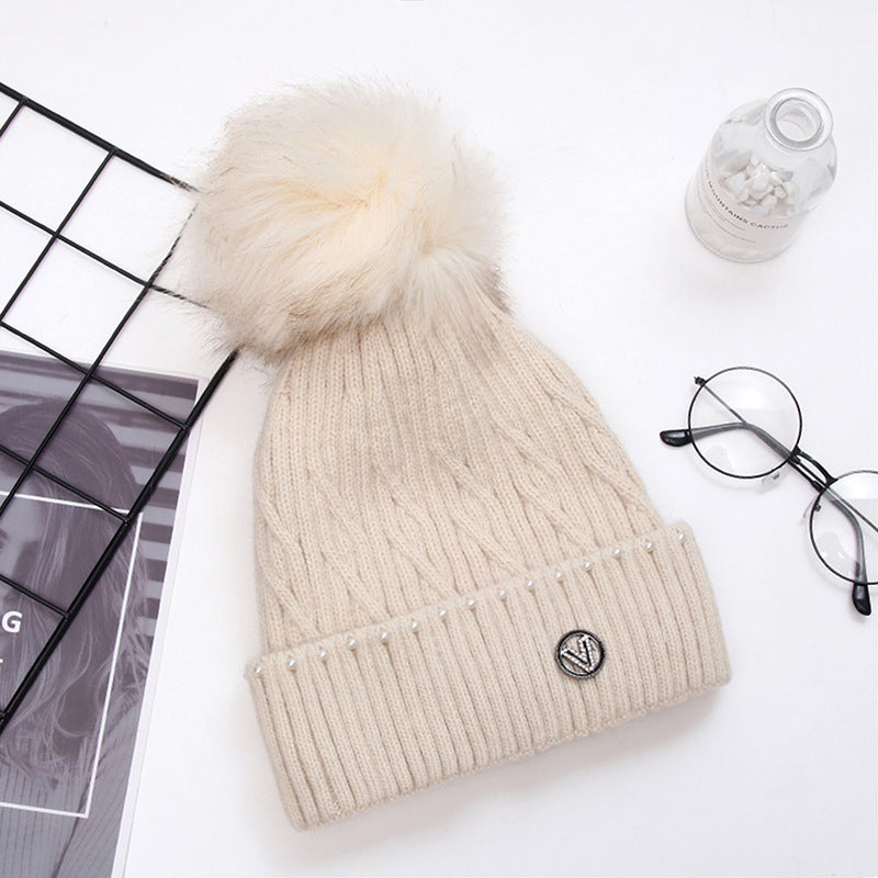 Autumn and winter Korean sweet and lovely pearl hat brim V letter wool ball Knitted Warm thread hat-Homeunderwear