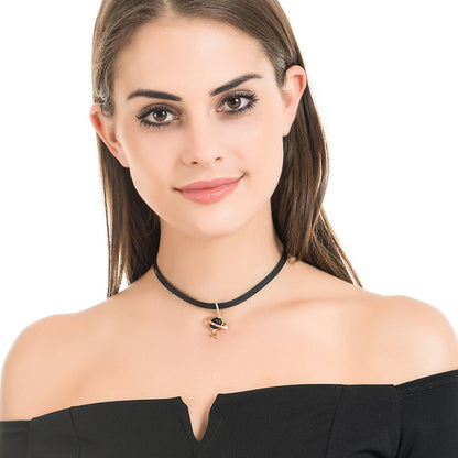 Ball Star Collarbone Choker