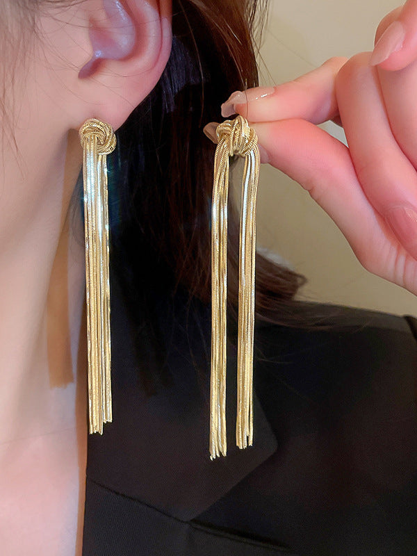 Geometric Solid Color Tasseled Drop Earrings