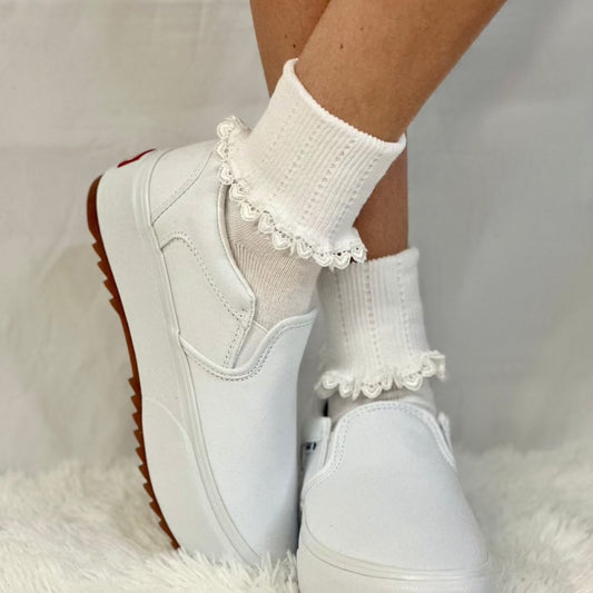 HEART lace cuff socks - white