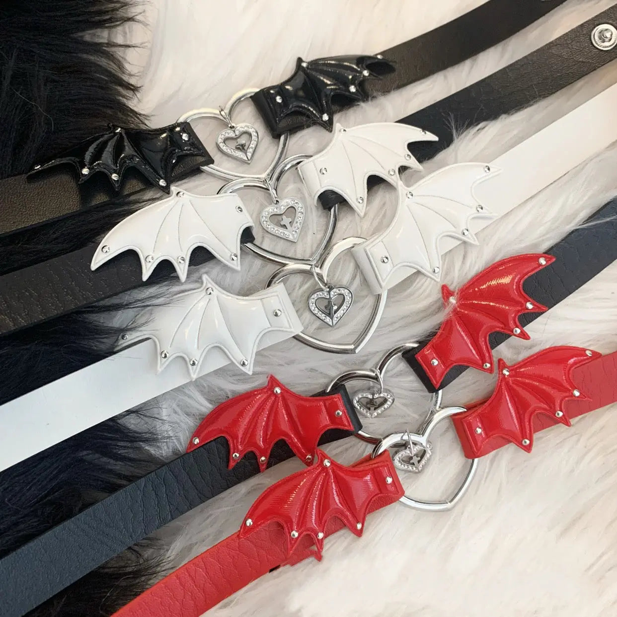 Free Shipping For 'Besties' Heart & Wings Faux Leather Choker