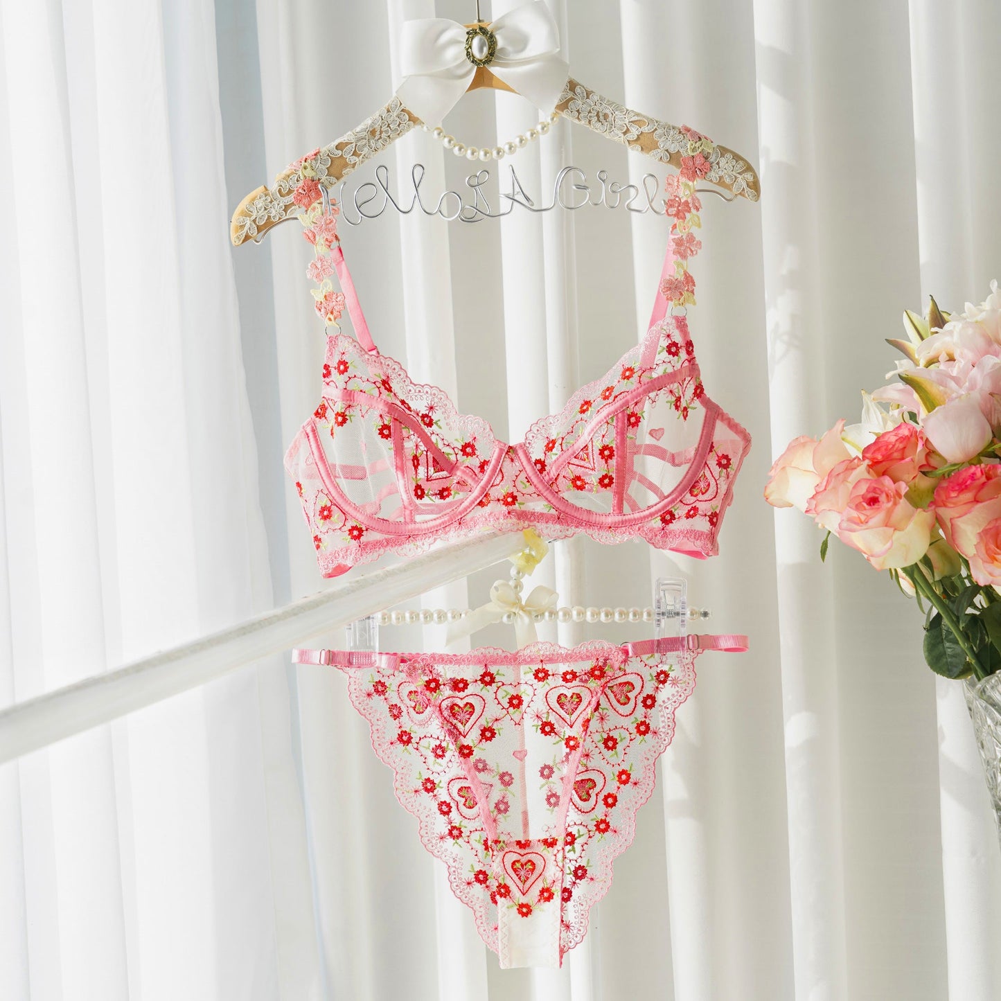 Free Shipping For Pink Cute Sweetheart Lace Embroidery Thong