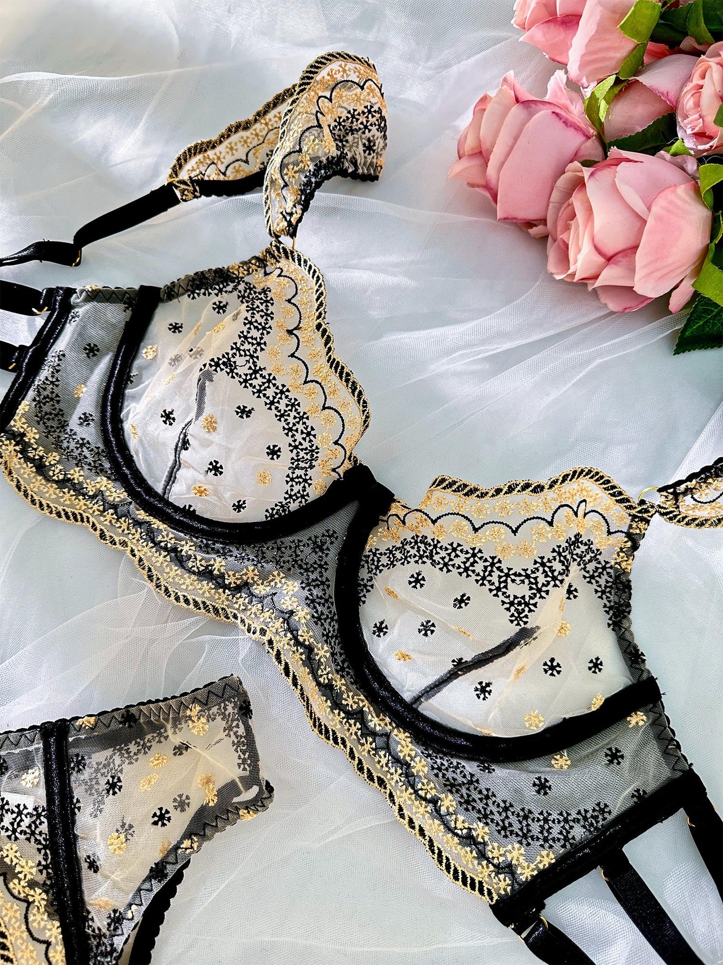 Free Shipping For Black&Gold Luxury Lace Embroidered Lingerie Set