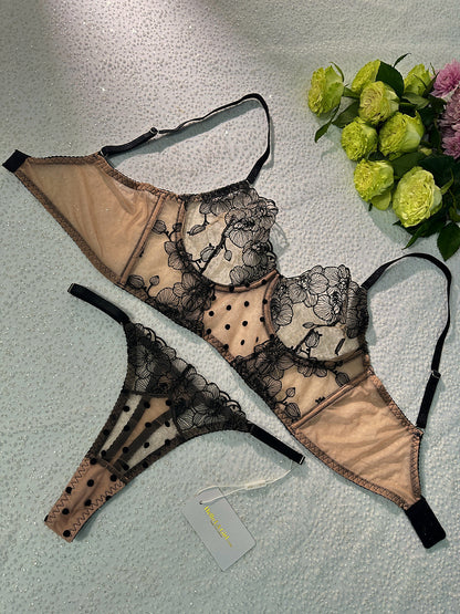 Free Shipping For  Nude Black Spot Soft Lace Widen Side Lingerie Set