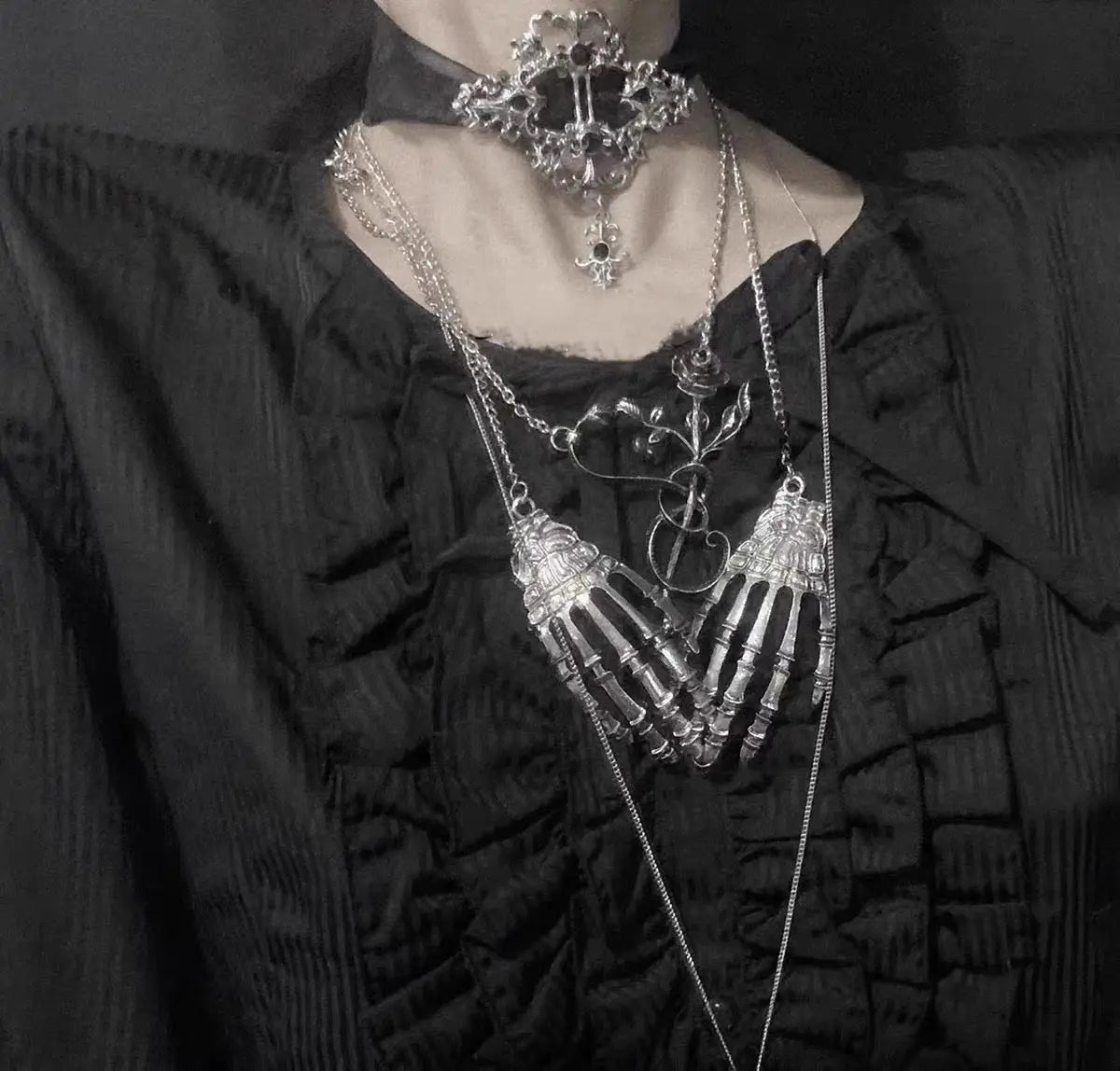 Free Shipping For 'Fingertips' Skeleton Hands Necklace