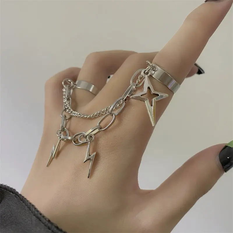 Free Shipping For 'Flash' Future Edgy Chained Rings Set