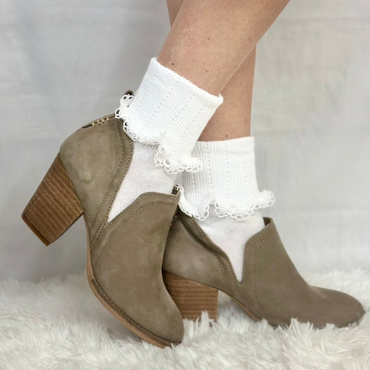 SCALLOP cuff ankle socks women - white