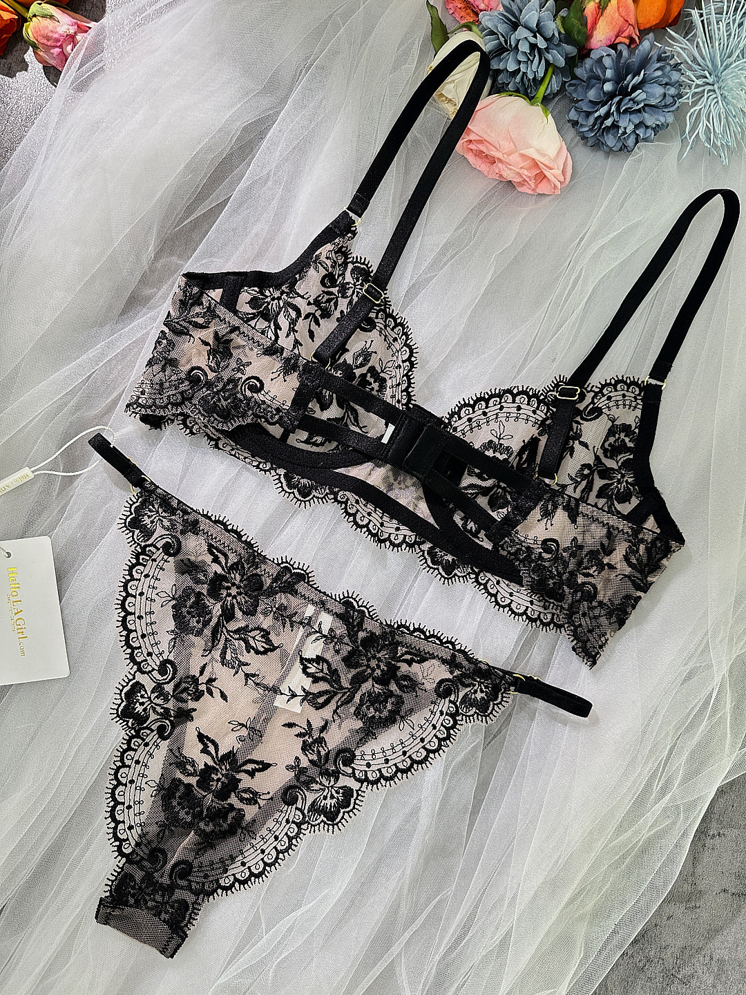 Free Shipping For  Black Classic Lace Lingerie Set