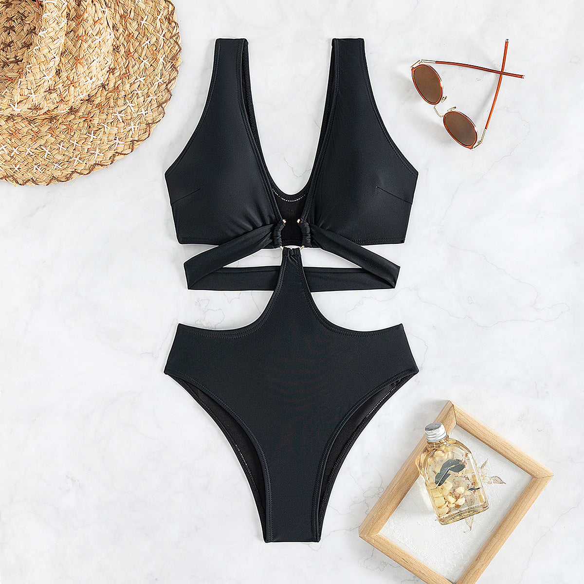 Sleek and Sexy Monochrome Bikini Bodysuit Swimsuit