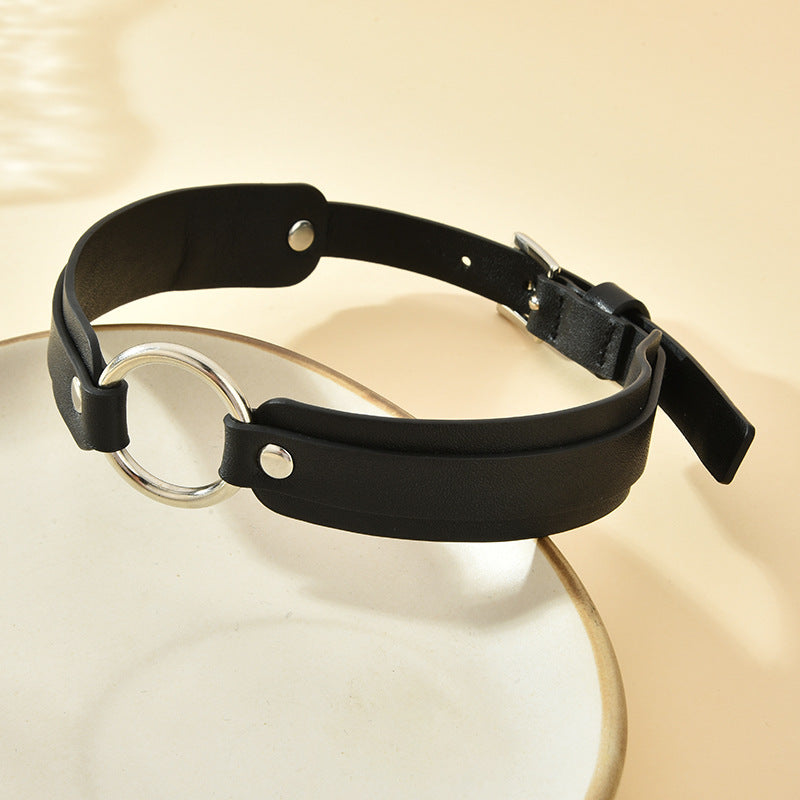 Metal Ring Rivet Leather Choker