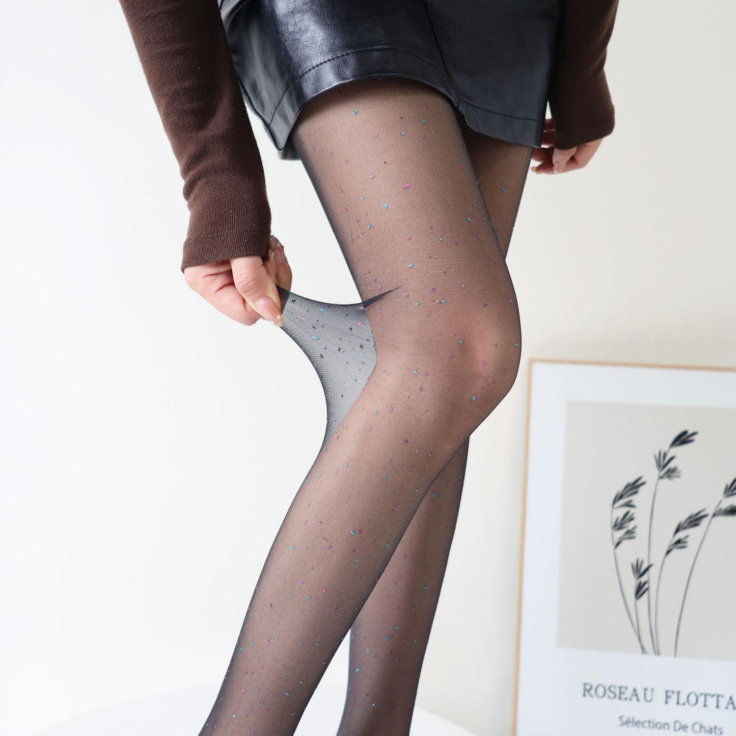 Sexy Slim Color Polka Dot Print Meat-through Leggings Pantyhose