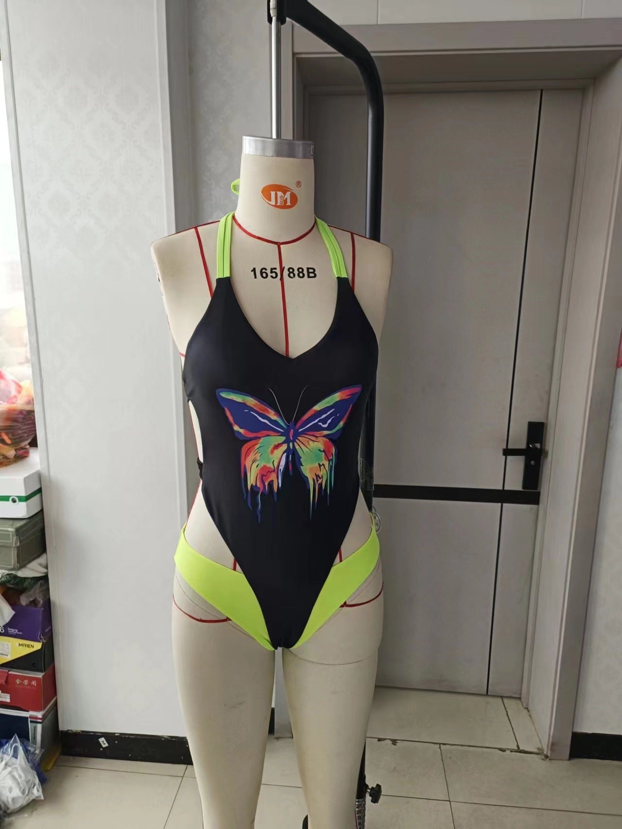 2025 Sexy Color-Matched Strapless Swimsuit