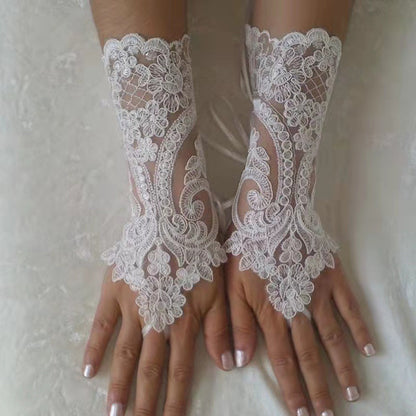 Wedding Gown Hollow Fingerless Mesh Gloves