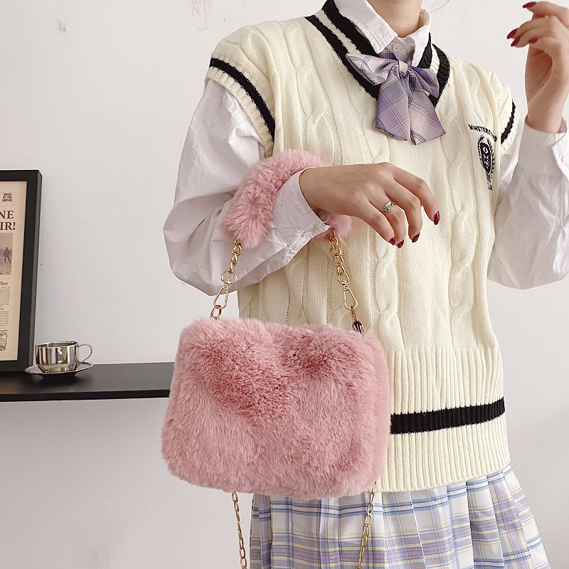 Fuzzy Winter Crossbody Bag - Fashionable Chain Purse