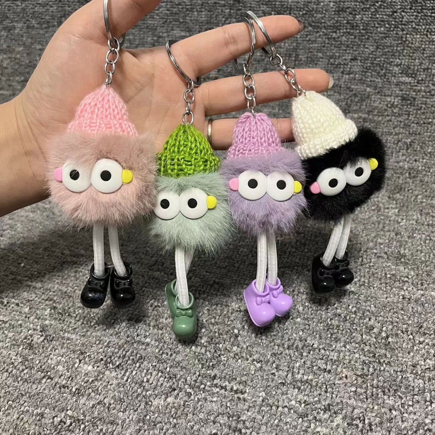 Cute Plush Hat Keychain - High-Quality School Gift