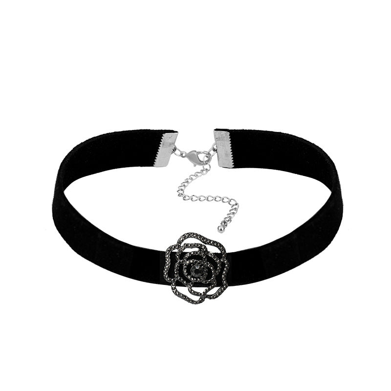 New Rose Simple Choker