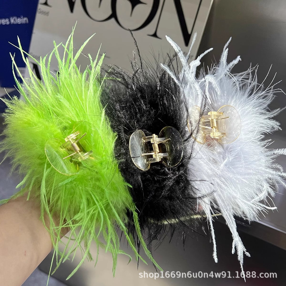 Ostrich Feather Hair Claw Clip Glamorous Accessor