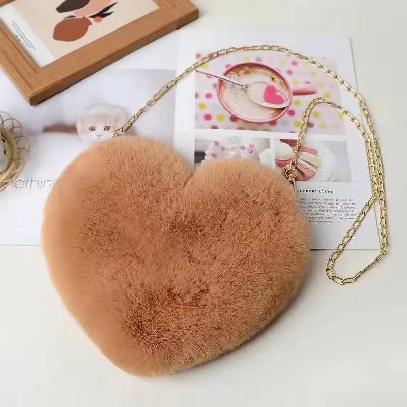 Fashionable Faux Fur Heart-Shaped Chain Crossbody Bag