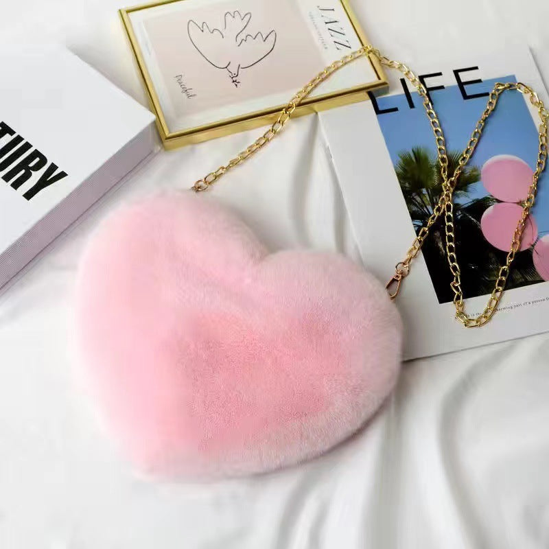 Fashionable Faux Fur Heart-Shaped Chain Crossbody Bag