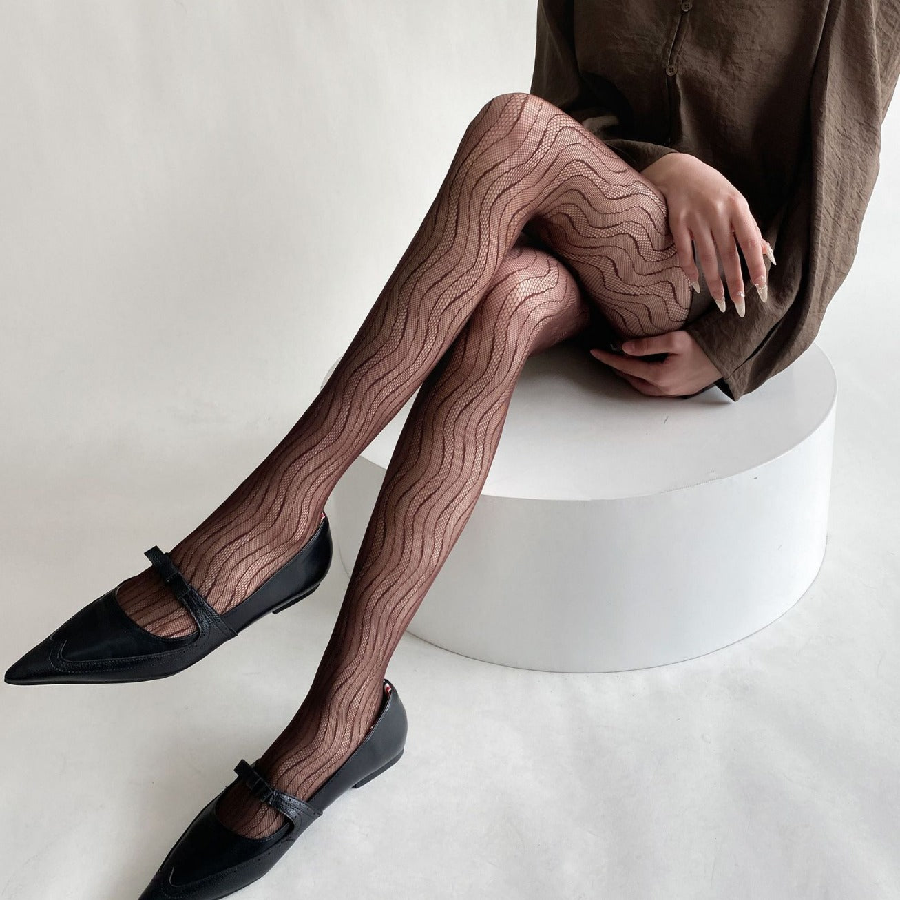 Sexy Thin Wavy Jacquard Lace Hollow Pantyhose