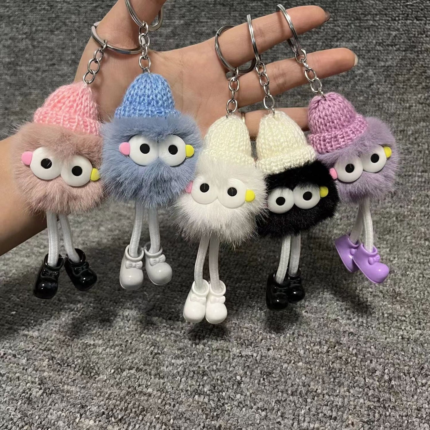 Cute Plush Hat Keychain - High-Quality School Gift