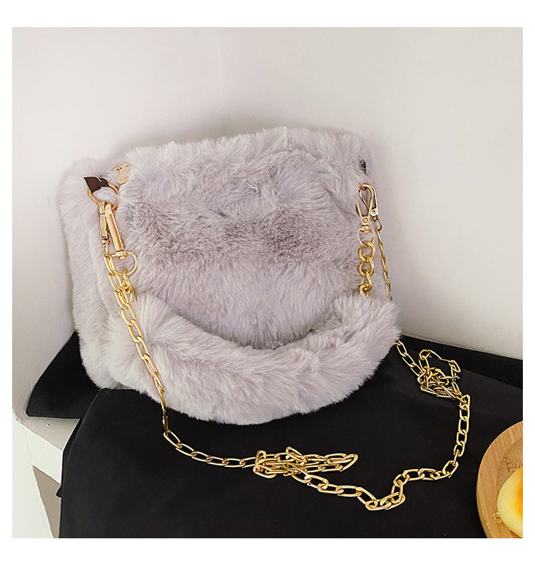 Fuzzy Winter Crossbody Bag - Fashionable Chain Purse