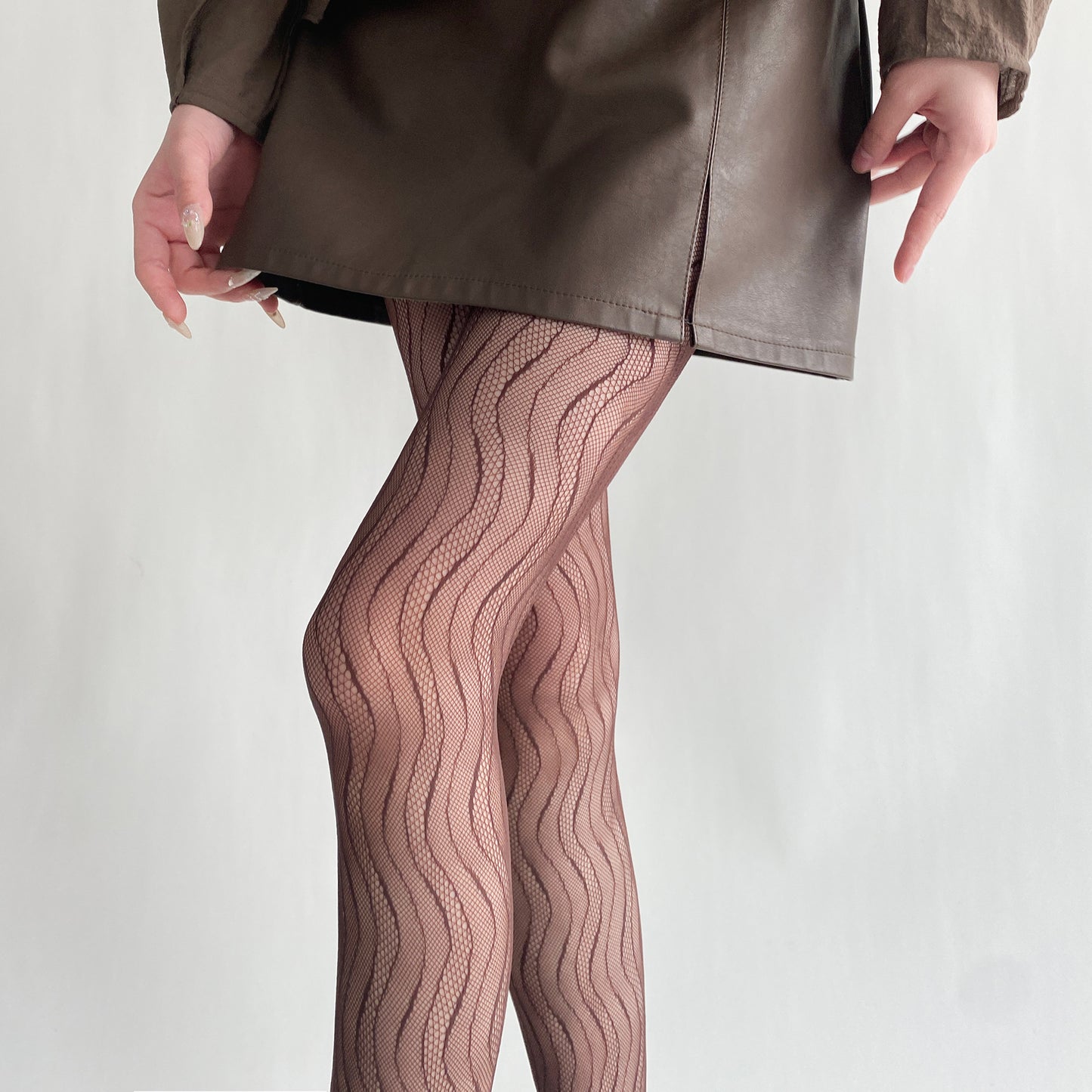 Sexy Thin Wavy Jacquard Lace Hollow Pantyhose