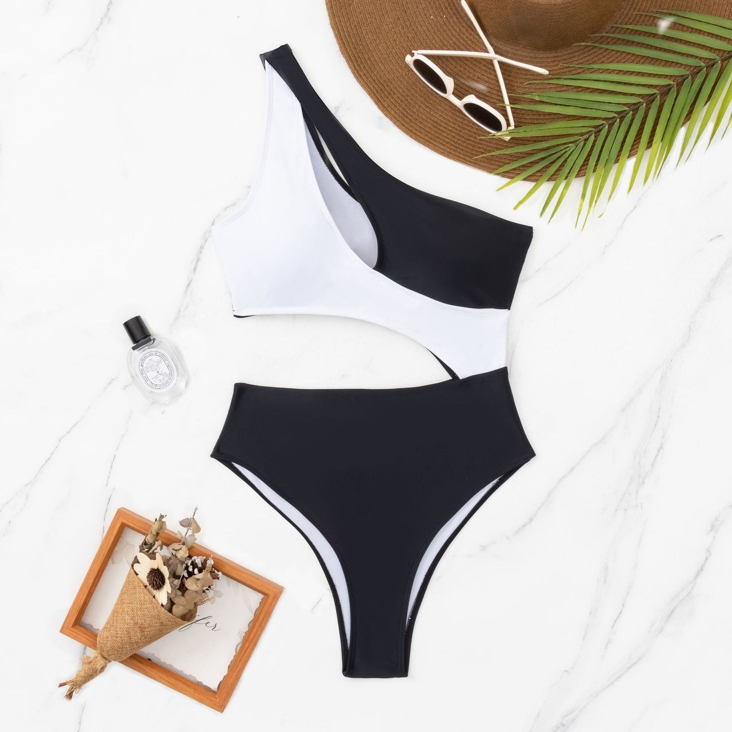 Monochrome Contrast Cut-Out Swimsuit