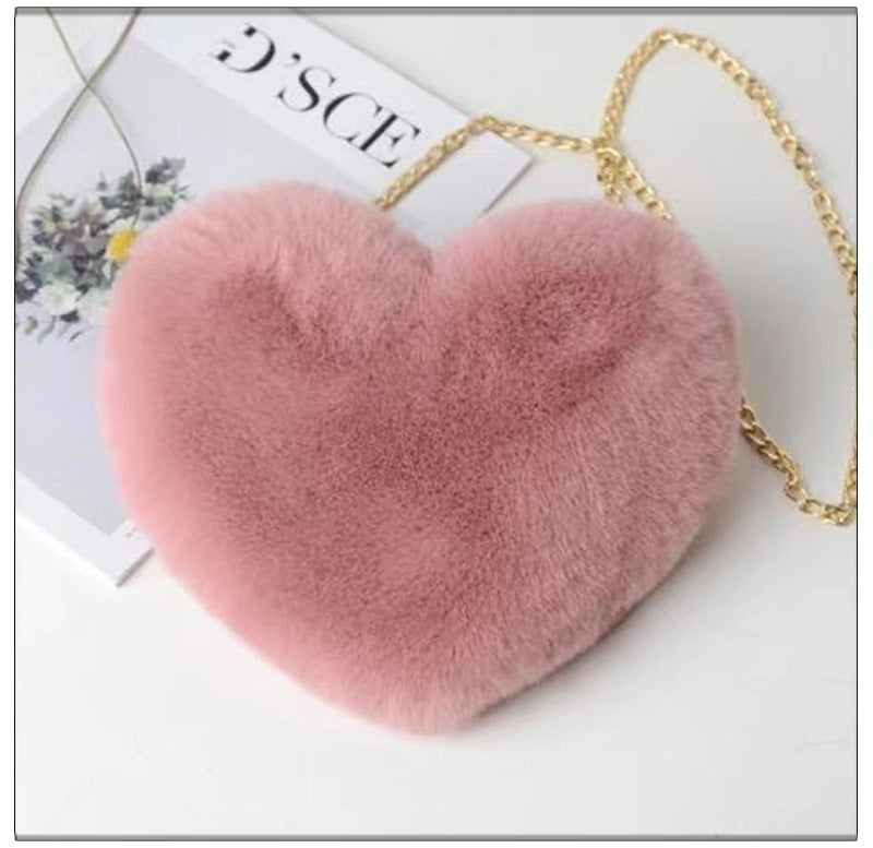 Fashionable Faux Fur Heart-Shaped Chain Crossbody Bag