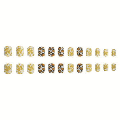 24-Piece Thanksgiving Maple Leaf Pumpkin Polka Dot Nails