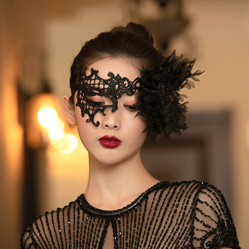 Banquet Black Halloween Eye Mask