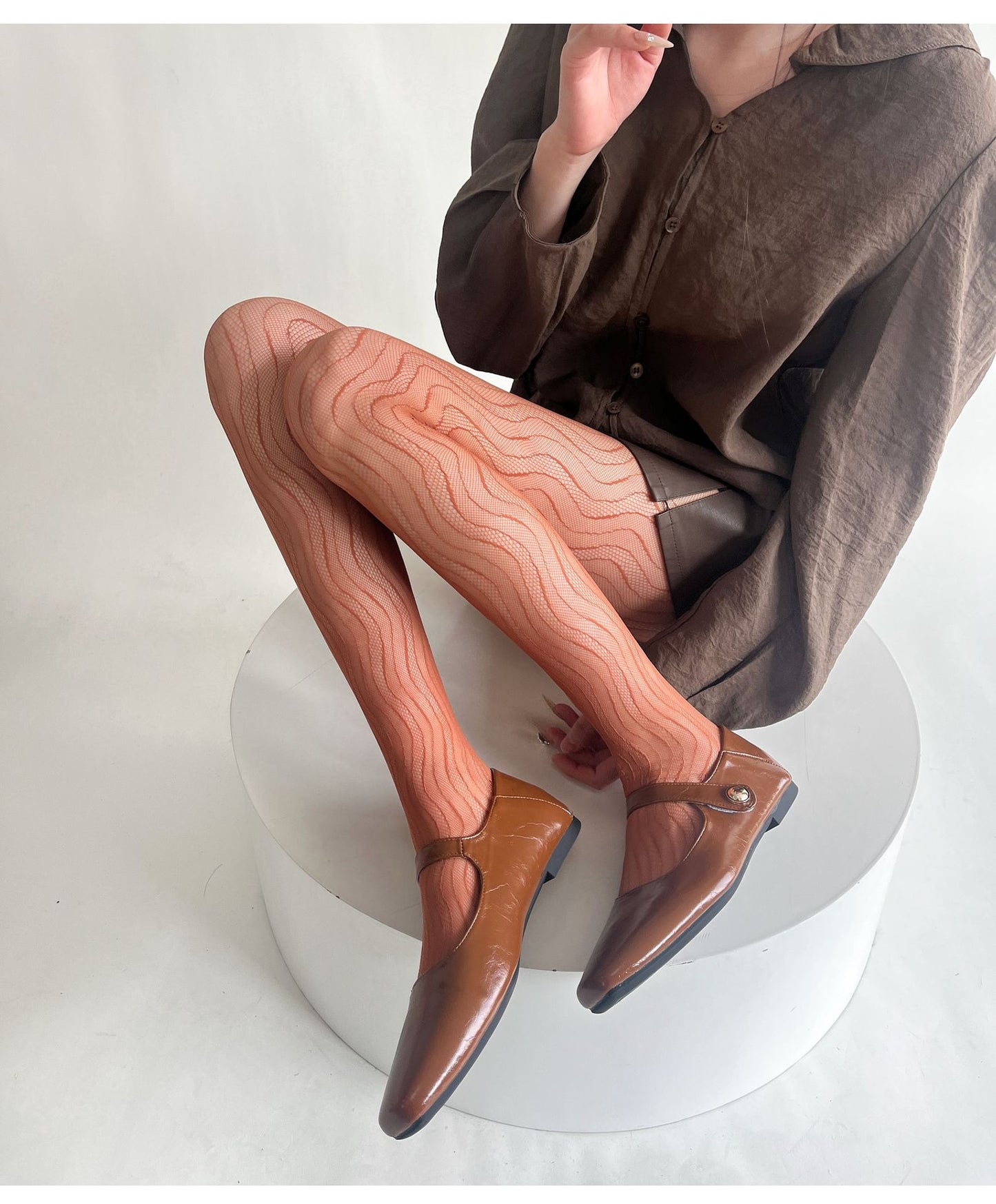 Sexy Thin Wavy Jacquard Lace Hollow Pantyhose