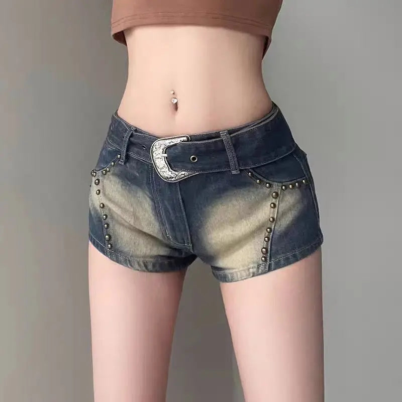 Free Shipping For 'Old Fashioned' Low-Waist Denim Beads Buckle Shorts