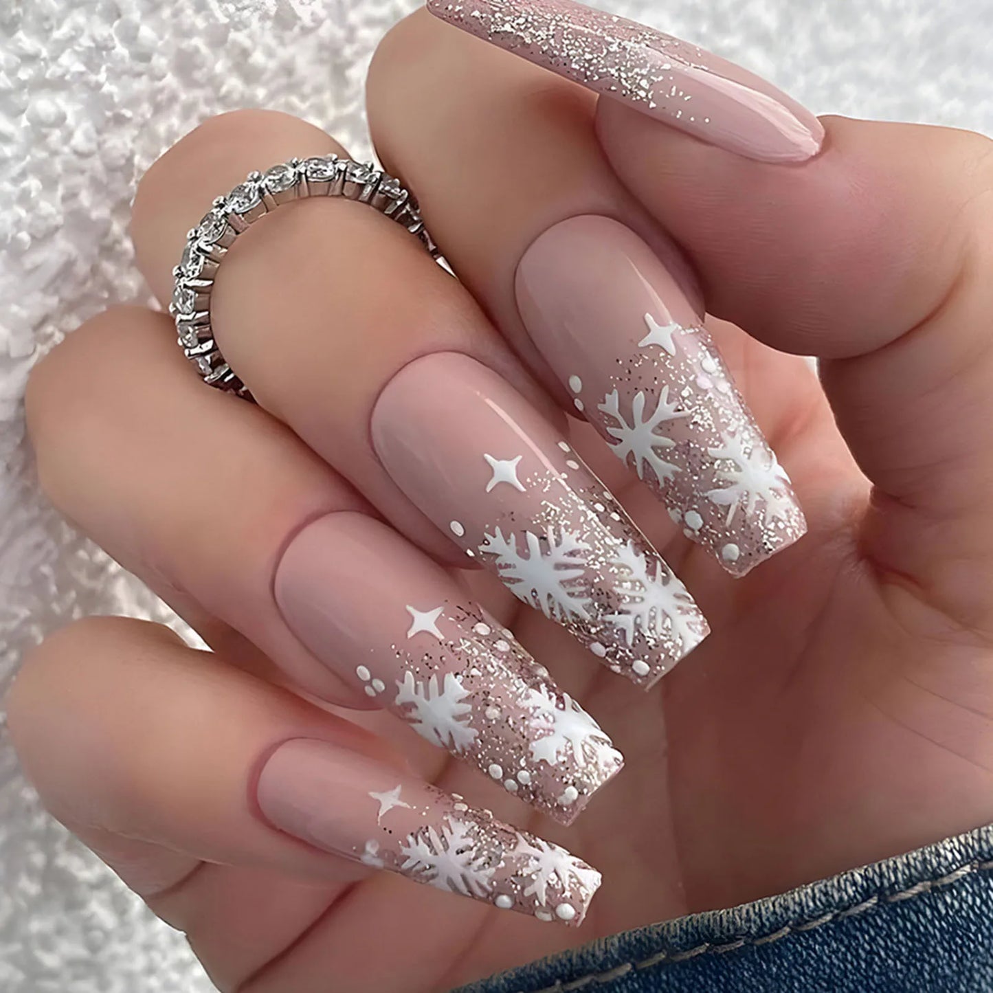 Free shipping for 24Pcs Almond Press on Nails Y2K Star Diamond Designs for Cool Girls Nude Color Fake Nails for Women Fukk Cover False Nail Tips