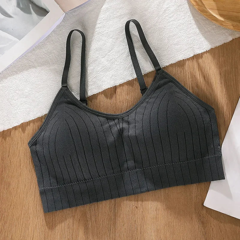 Sleek Wireless Bralette - Comfortable and Stylish Crop Lingerie