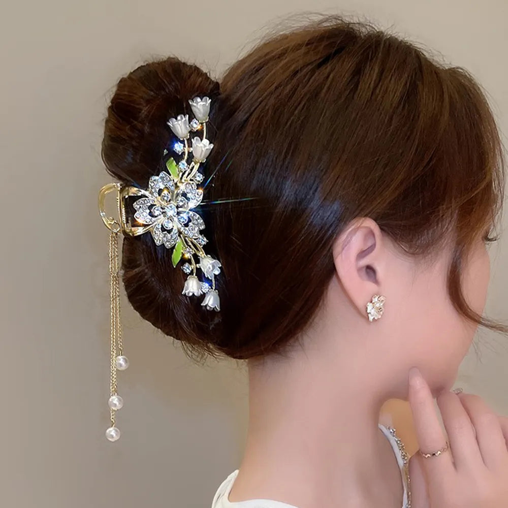 Free shipping for Rhinestone Tassel Hair Claw Golden Bow Flower Hair Clip Hairpin For Women Elegant Ponytail Fashion Hair Accessories