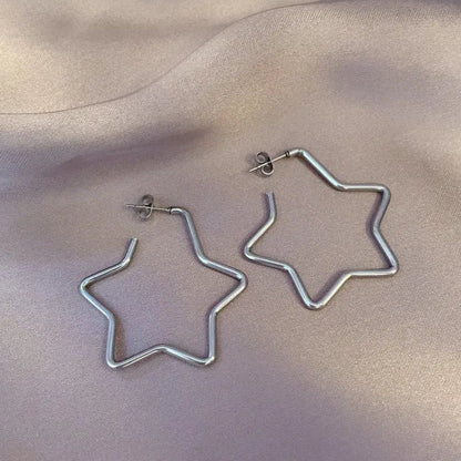 Free Shipping For 'Silver Lining' Grunge Star Shape Earring