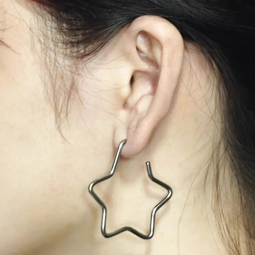 Free Shipping For 'Silver Lining' Grunge Star Shape Earring