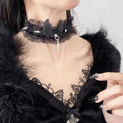 Free Shipping For 'Tamed' Goth Rivet Cross Leash & Choker